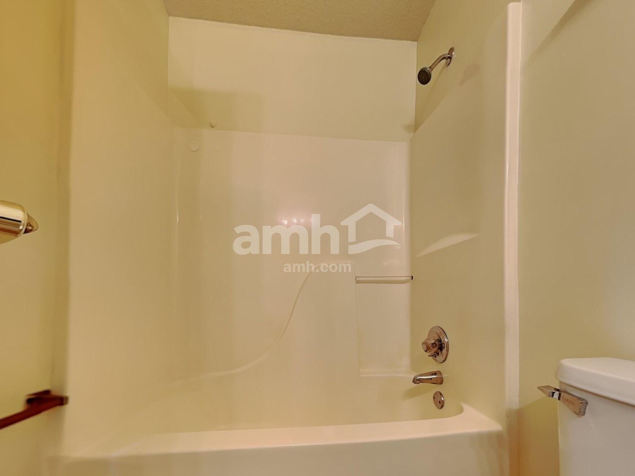 Building Photo - 241 Fairbrook Ln