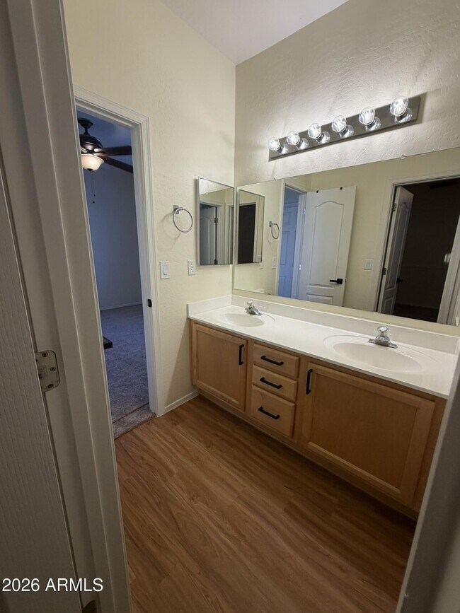 Building Photo - 7464 E Odessa Cir