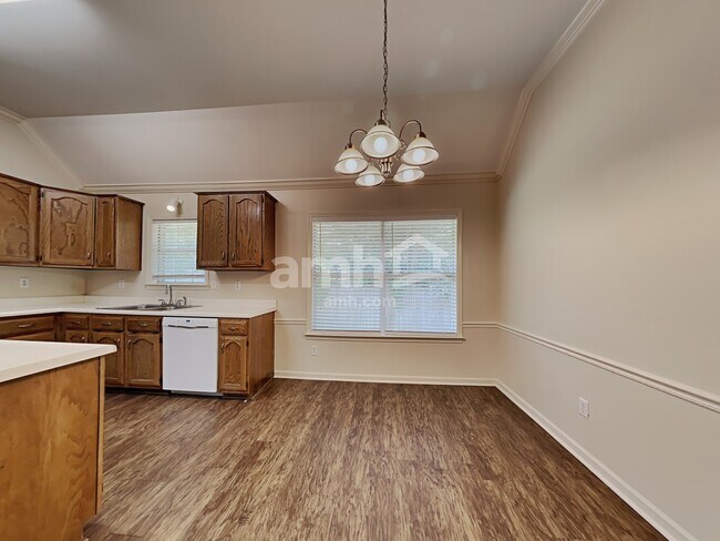 Building Photo - 6625 Laurel Valley Dr
