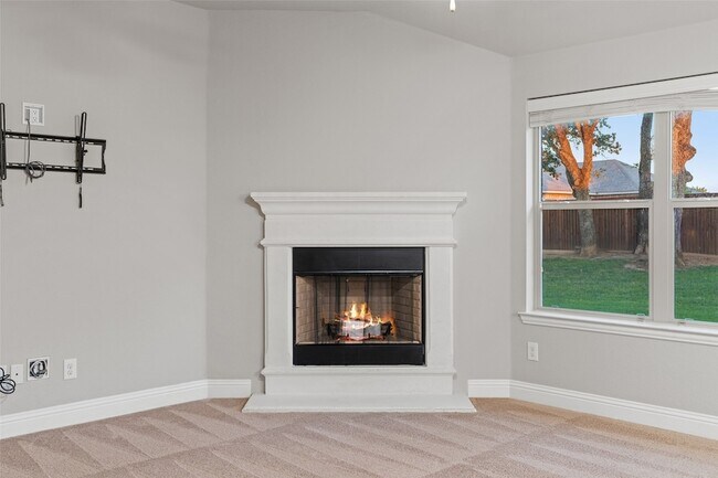 Building Photo - 3733 Cecelia Ln