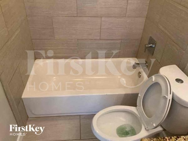 Building Photo - 4932 Kerri Ln