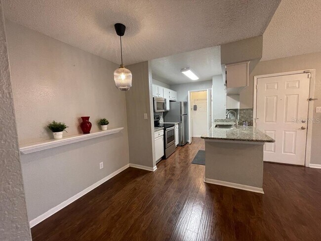 Building Photo - 4401 Thornbriar Ln