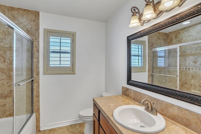 Building Photo - 9813 Sandhill Dr