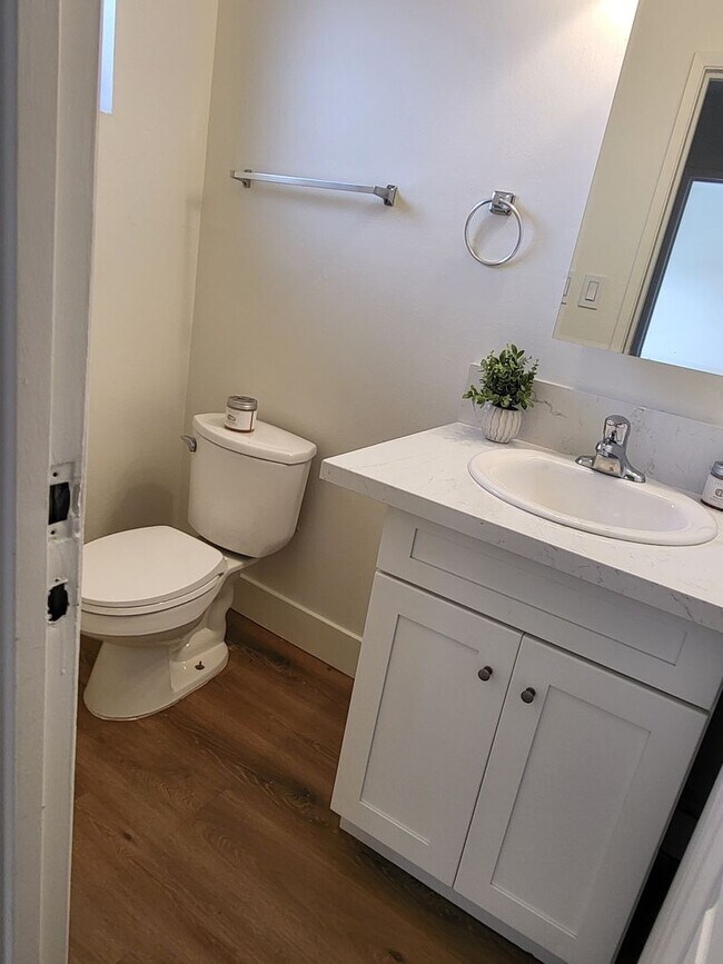 Building Photo - 3351 E Andy St