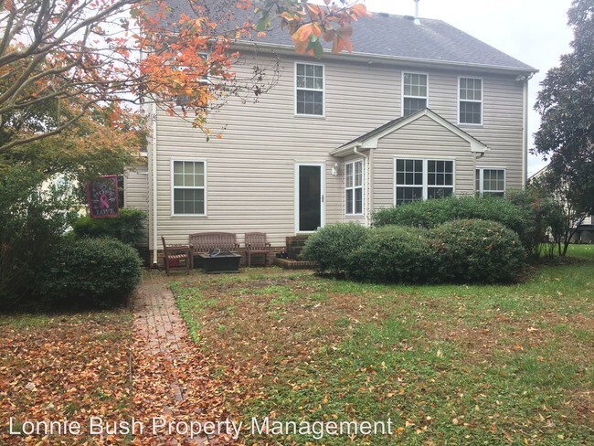 Building Photo - 4 br, 2.5 bath House - 313 Manning Lane