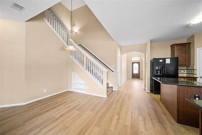 Building Photo - 6146 Sierra Springs Ln