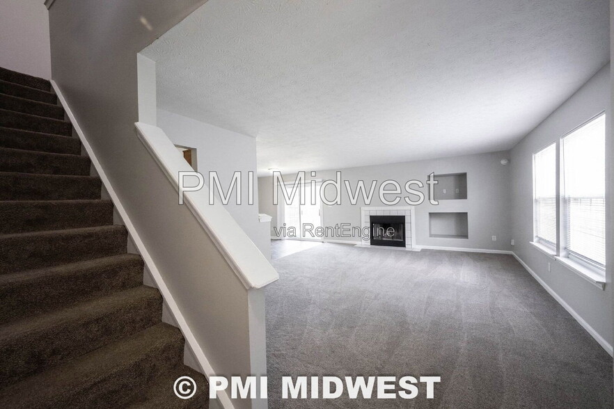 Building Photo - 11550 Signet Ln