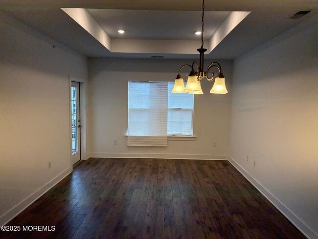 Building Photo - 733 Stiller Ln