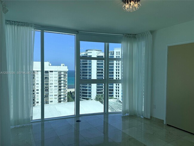 Building Photo - 6000 Indian Creek Dr