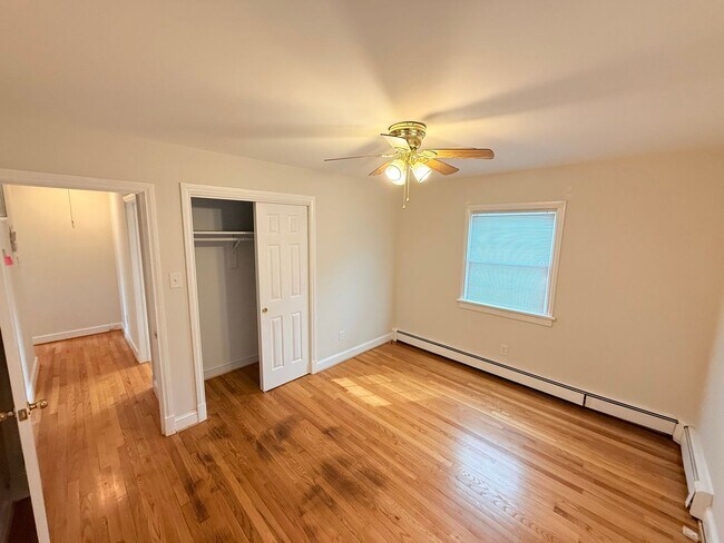 Building Photo - 8276 Franklin Ln