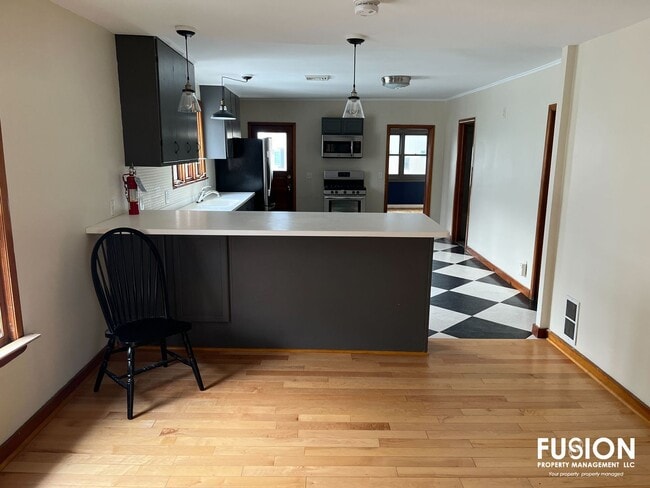 Building Photo - 61 Front St