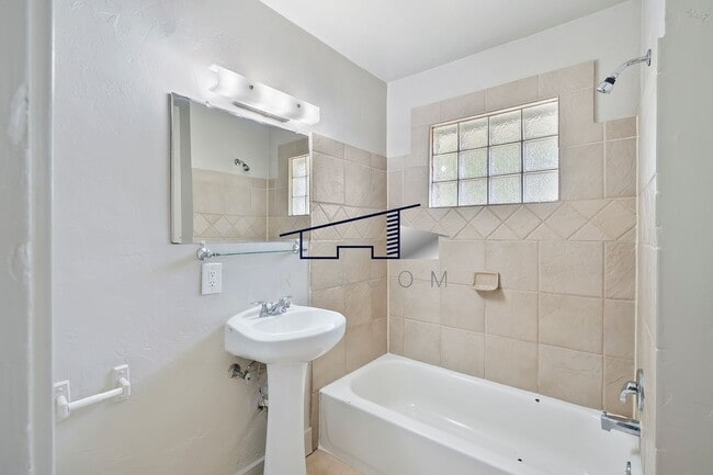 Building Photo - Ogden 2 Bedroom, 1 Bathroom!