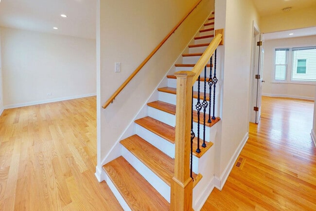 Building Photo - 2711 Valley Forge Rd