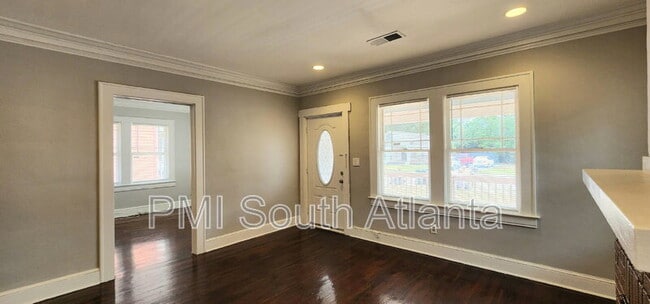 Building Photo - 3411 N Fulton Ave