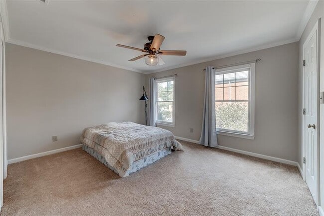 Building Photo - 64 Mt Vernon Cir