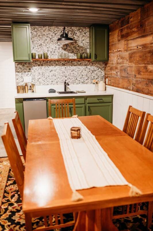 Building Photo - 19920 NW Farley Hampton Rd