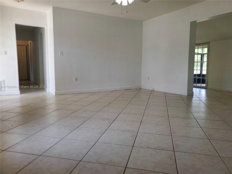 Building Photo - 9401 SW 181st St