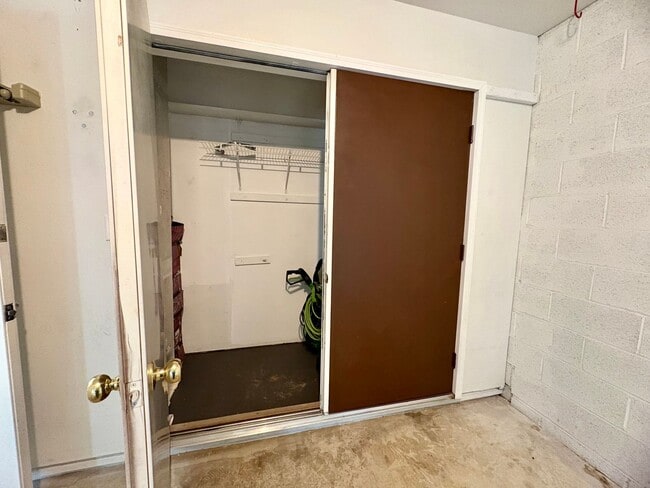 Building Photo - 2 Bedroom 2.5 Bathroom in Hummelstown!