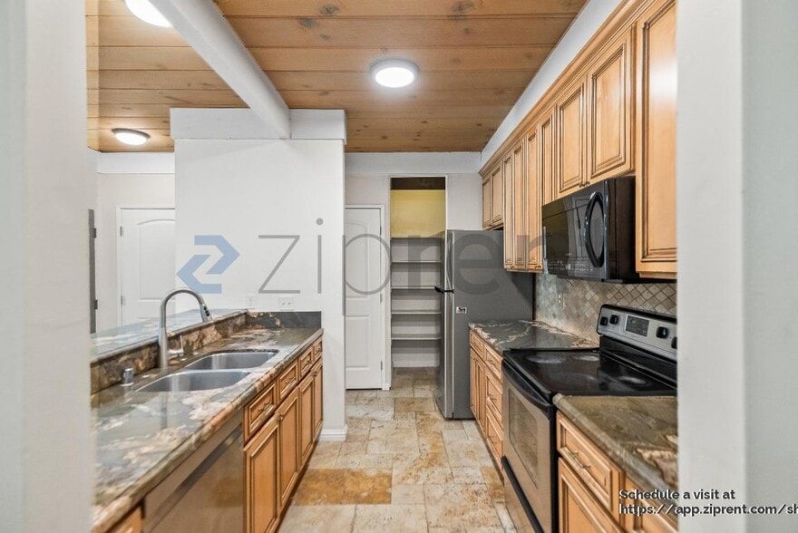 Building Photo - 39090 Presidio Way
