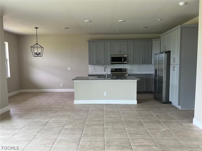 Building Photo - 125 Bethlehem Pl