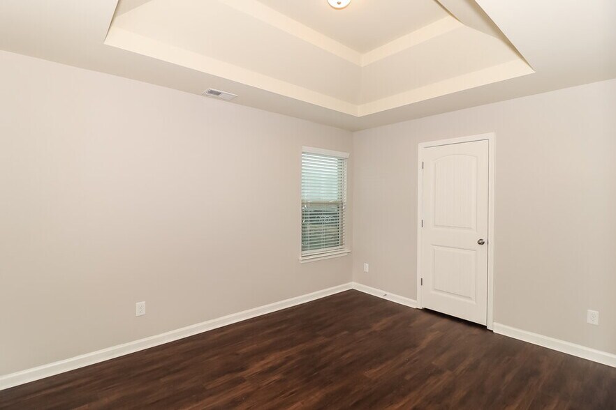 Building Photo - 4745 Carnegie Ct