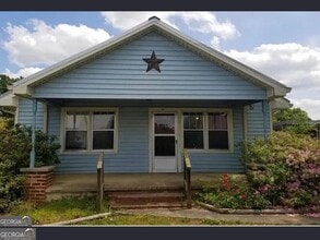 Building Photo - 54 Wade St