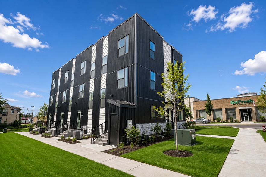 Building Photo - 1115 26th Ave SE
