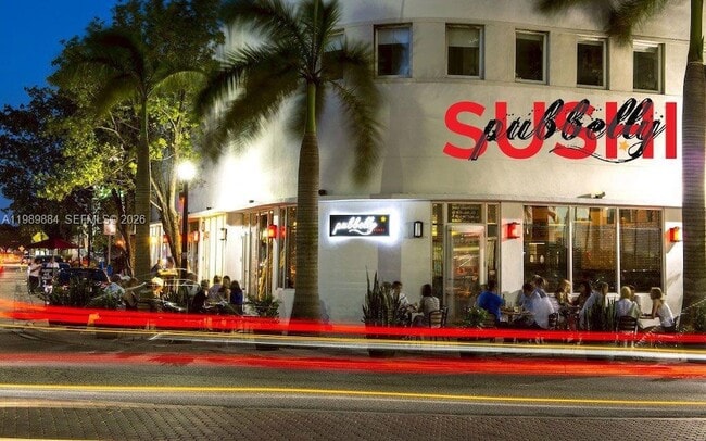 Building Photo - 1800 Sunset Harbour Dr