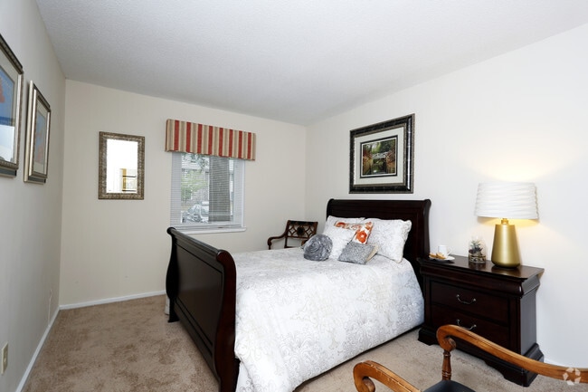 Interior Photo - Sawbranch Apartments