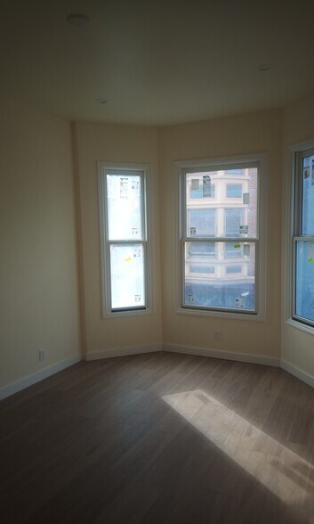 Bedroom 2D - 516 Natoma St
