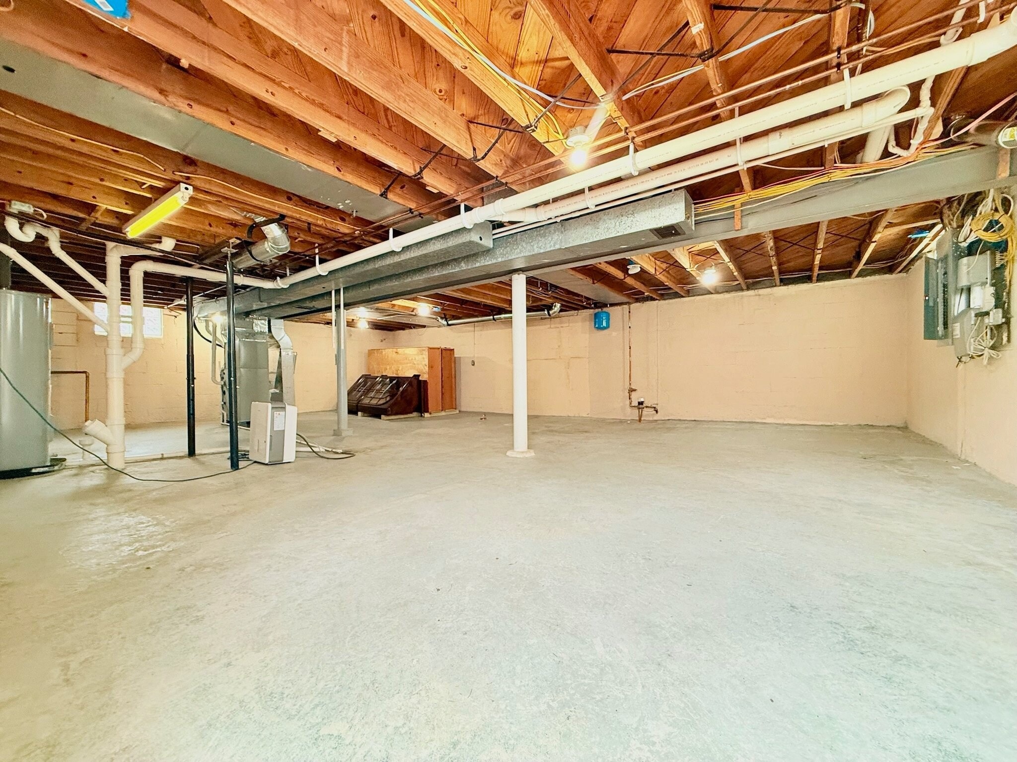 Building Photo - 7248 Rita Ln