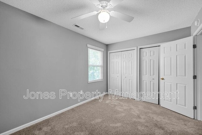 Building Photo - 134 Aaron Pl NW