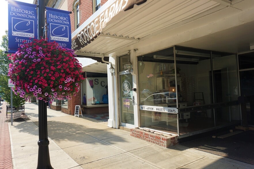 Digital code entry front door - 651 Wheeling Ave