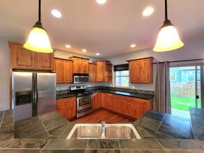 Building Photo - 1624 Gale Ct