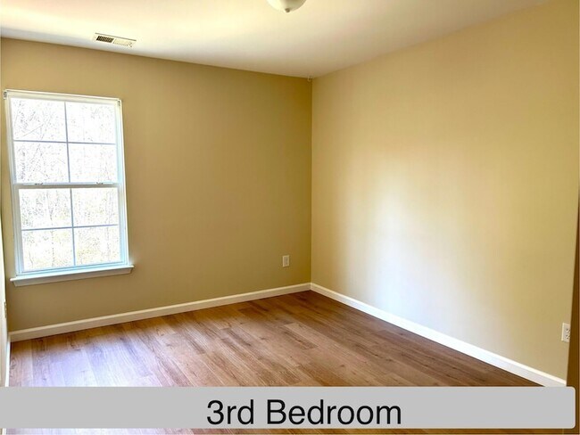 Building Photo - 2911 Maybry Dr