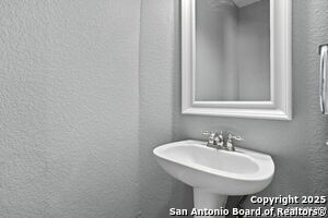 Building Photo - 6118 Pecan Tree