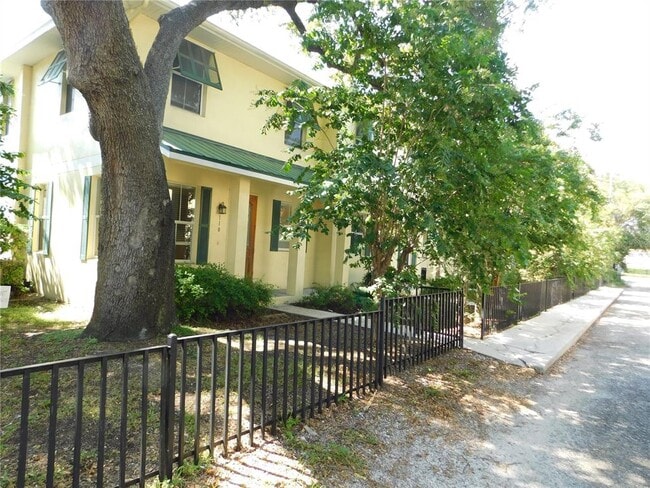 Building Photo - 110 Ky Hvn Ct