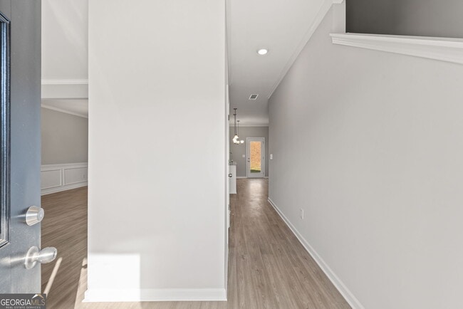 Building Photo - 559 Belmont Ln