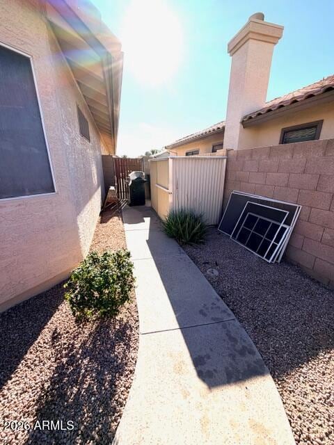 Building Photo - 528 W Monte Ave