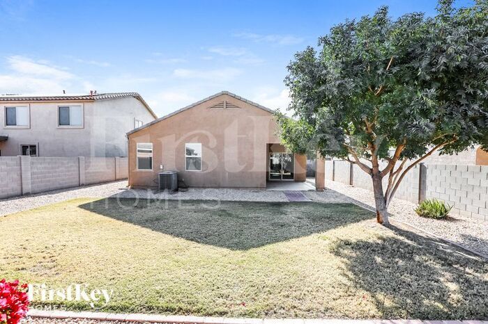 Building Photo - 11316 E Cliffrose Ln