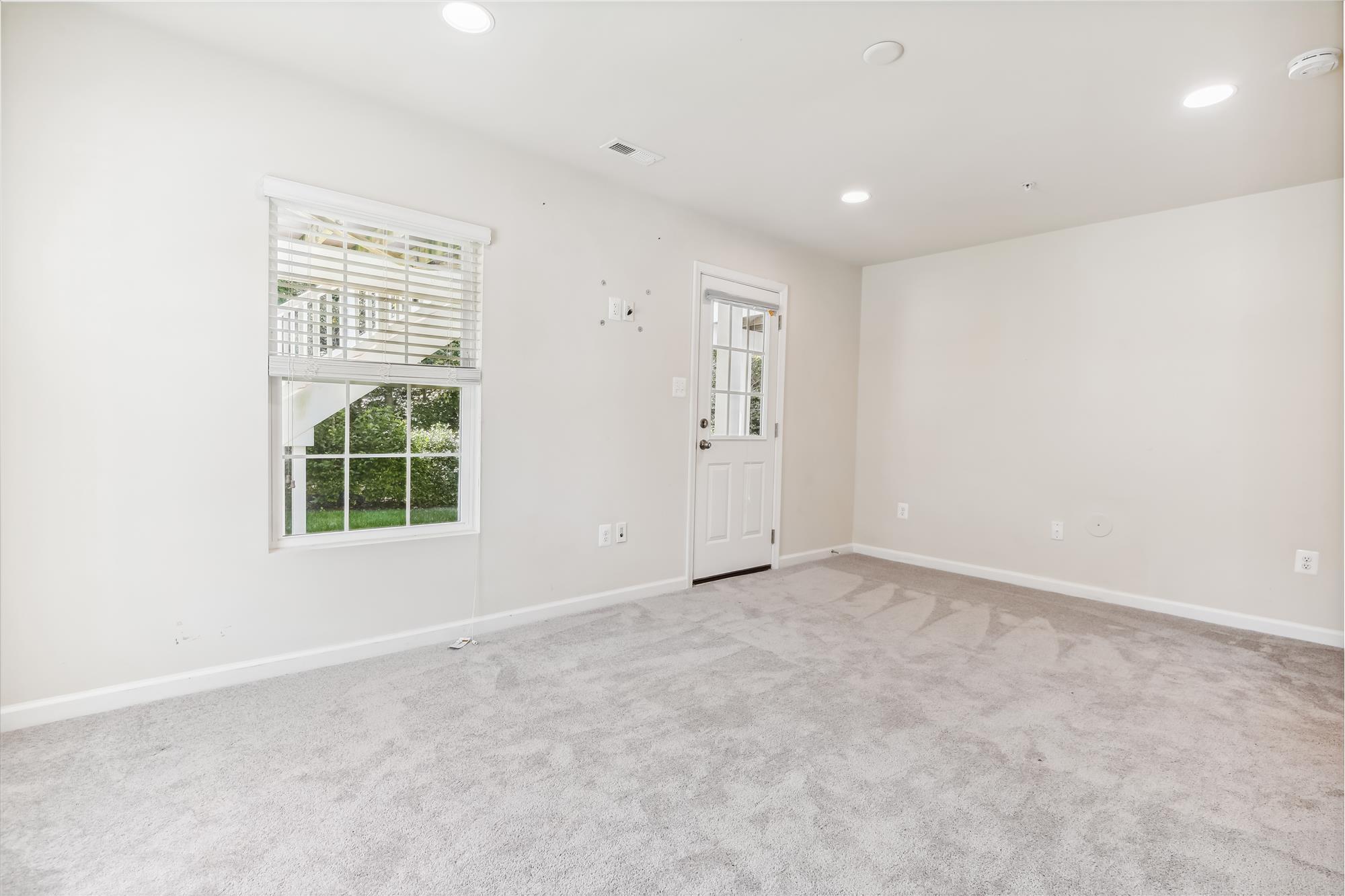 Entry Level Bedroom - 503 Kinglets Roost Ln