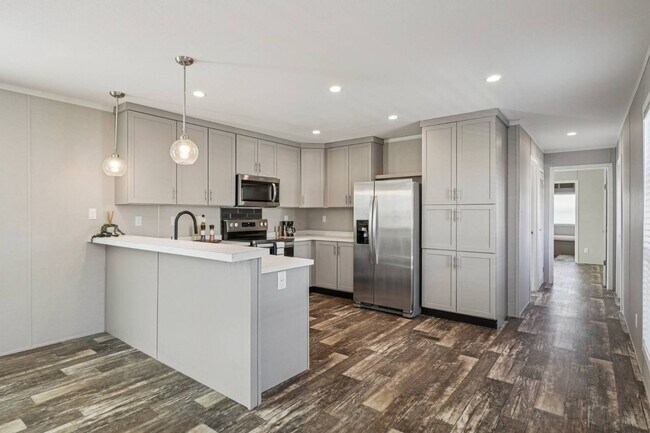 Building Photo - 1616 American Dr