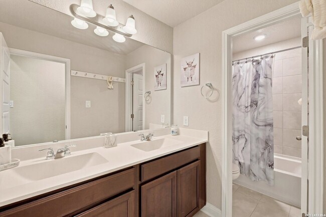 Building Photo - 227 Wickersham