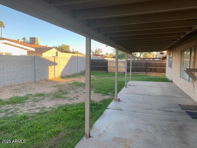 Building Photo - 9761 N 68th Ln