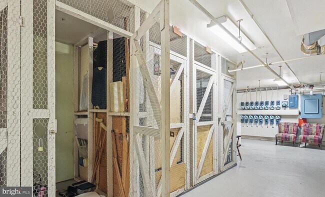 Building Photo - 10025 Fair Wds Dr