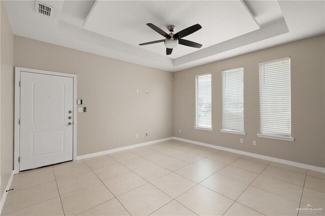 Building Photo - 2912 Javalina Ave