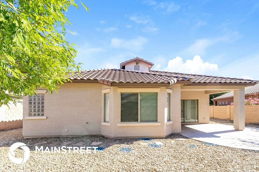 Building Photo - 8738 S 57th Dr