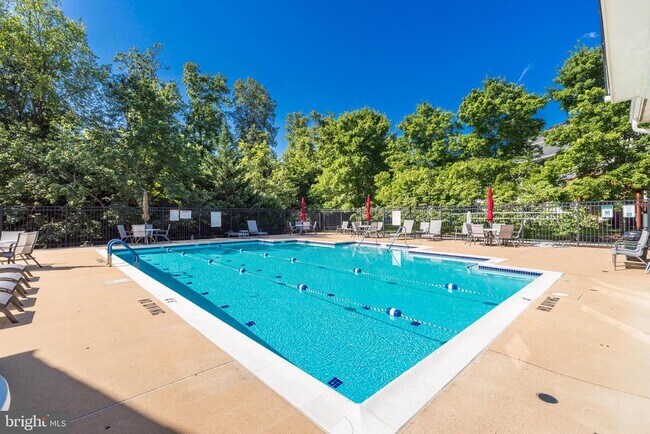 Building Photo - 20816 Noble Terrace