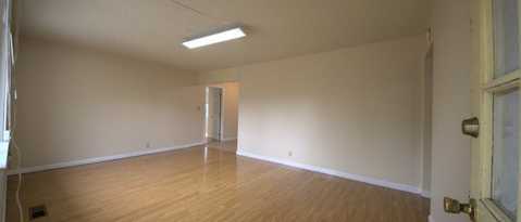 Building Photo - 1345 Kingfisher Way