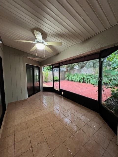 Building Photo - 411 Poplar Ct